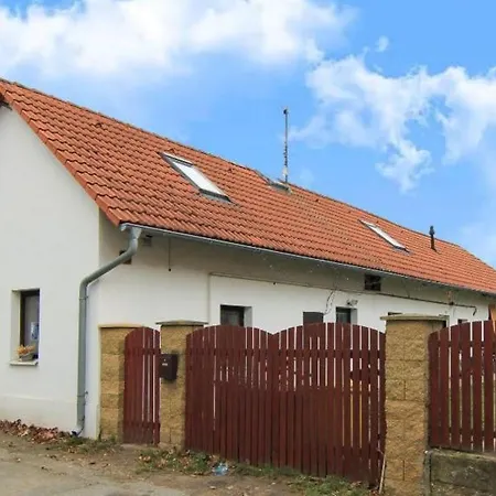 Rekreacni Dum U Elisky A Barusky Krakovany