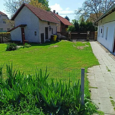 Rekreacni Dum U Elisky A Barusky Dom wakacyjny Krakovany